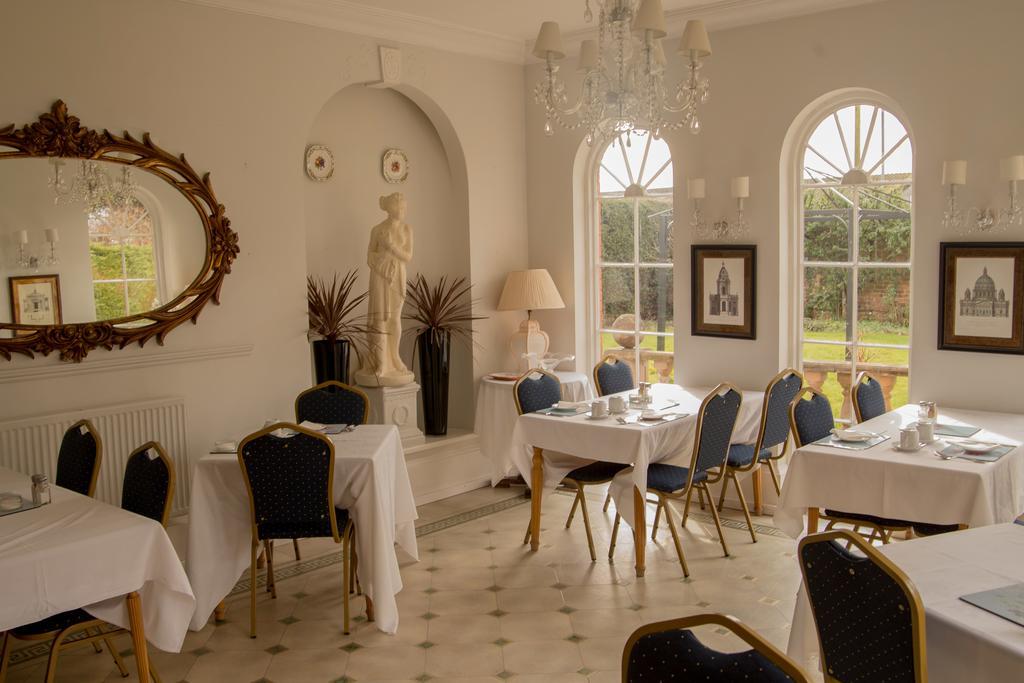 Aylestone Court Hotel Херфорд Екстериор снимка